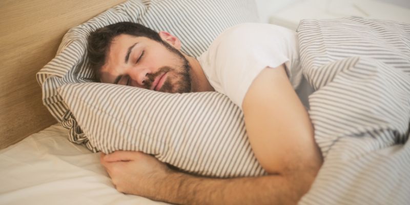 Servono otto ore di sonno a notte per evitare il rischio diabete