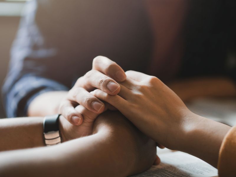 Un abbraccio può combattere ansia, stress e depressione