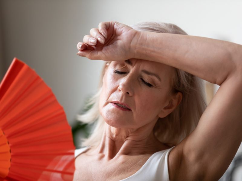 Come affrontare la menopausa senza drammi: gli effetti e i consigli da seguire