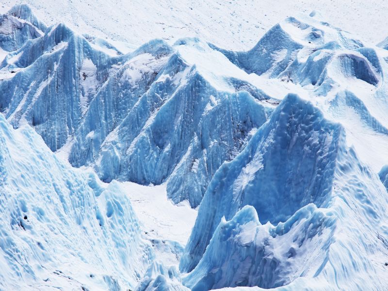 Fa troppo caldo: il ghiacciaio dei Forni ha perso 2 metri di spessore