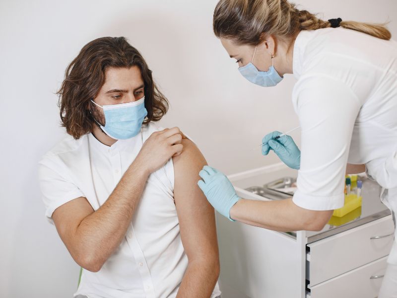 Covid, campagna di vaccinazione 2024/2025: cosa sapere