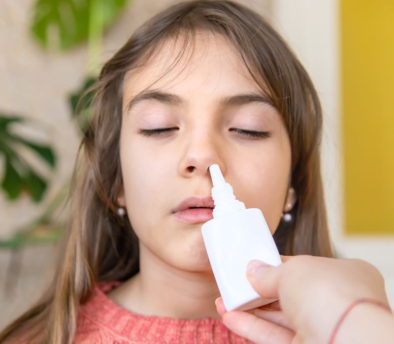 Spray nasale: una nuova barriera contro virus e batteri
