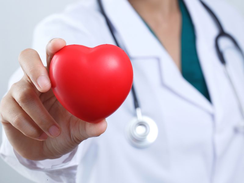 Cicli di sonno irregolari e rischio cardiovascolare: lo studio che cambia le regole
